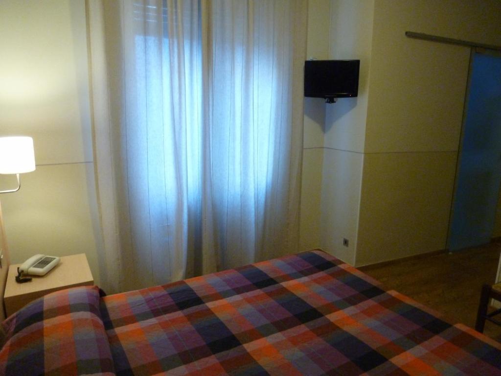 Hotel Da Cesare ストレーザ エクステリア 写真